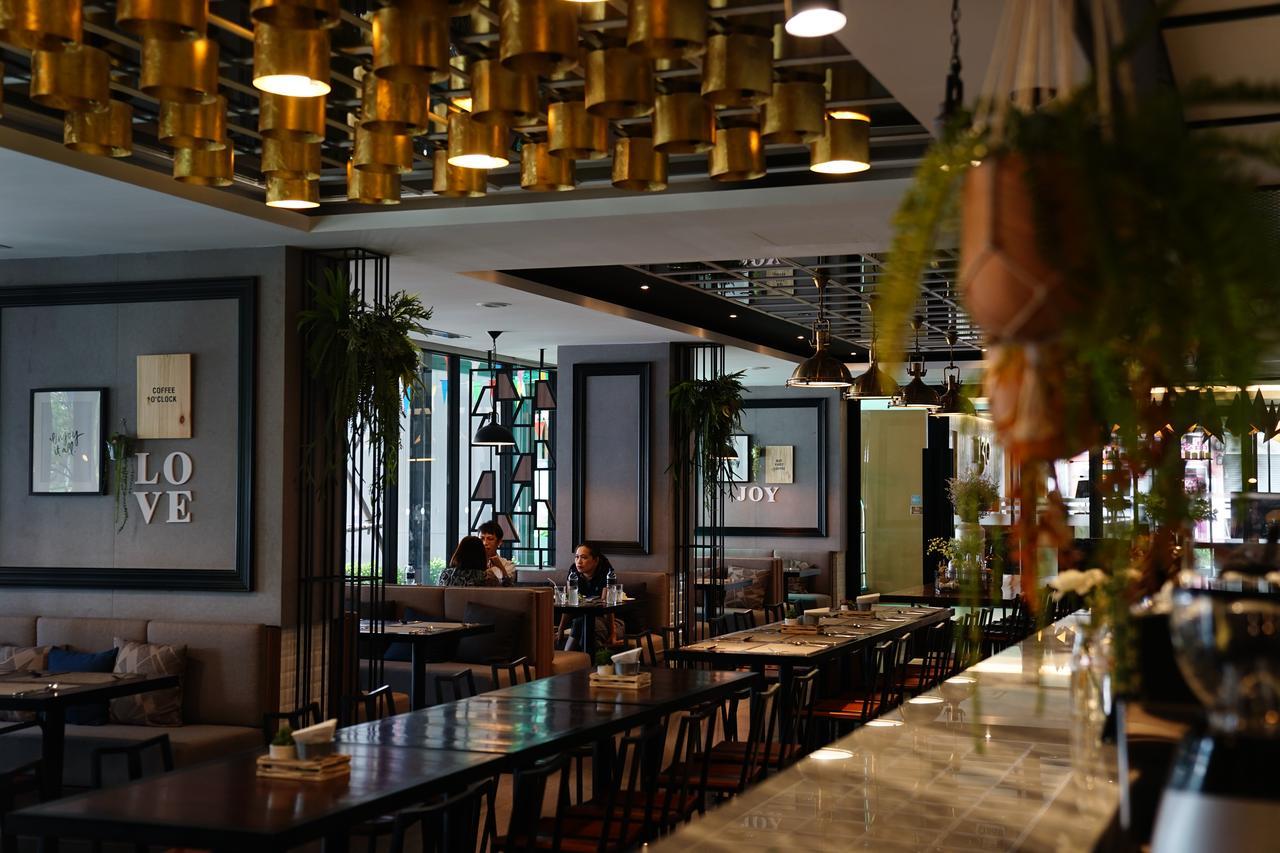 130 Hotel & Residence Bangkok Extérieur photo