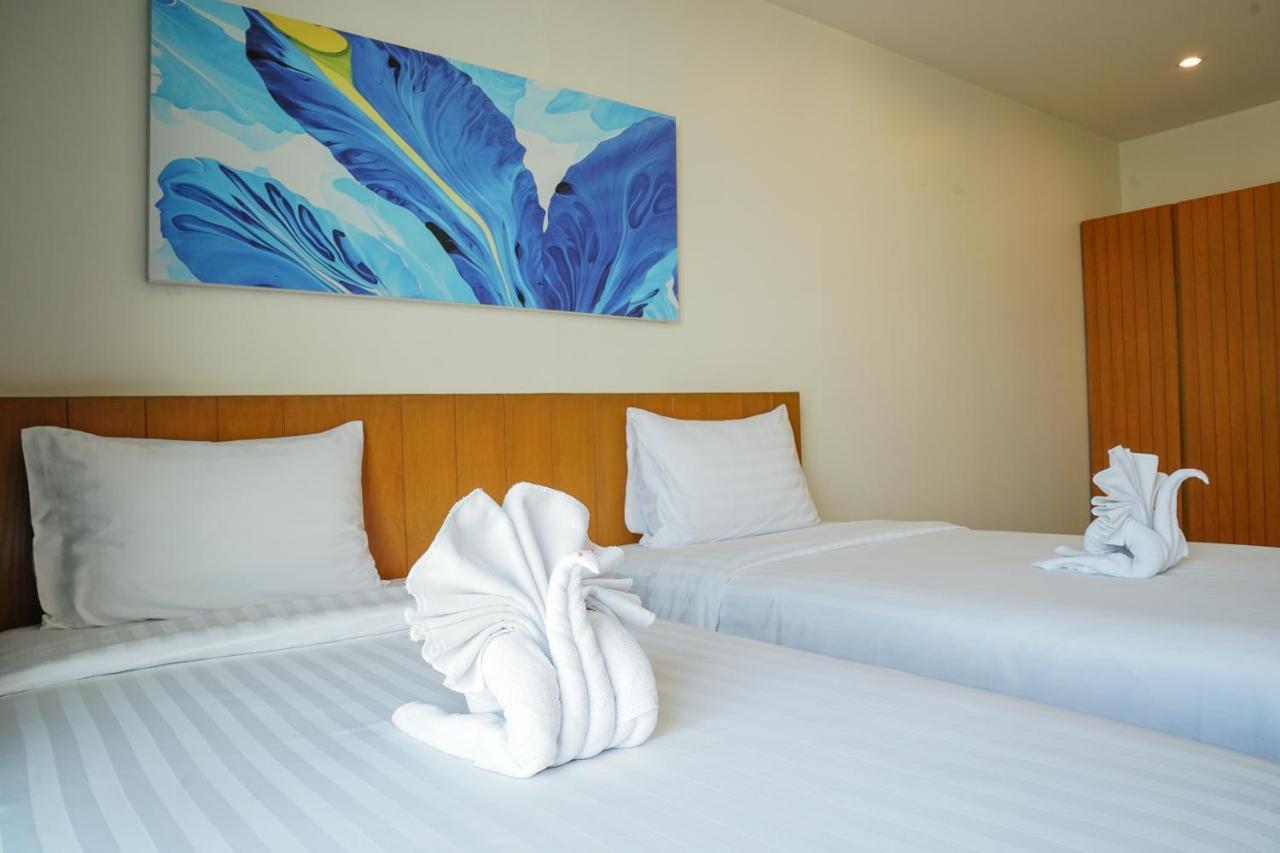 130 Hotel & Residence Bangkok Extérieur photo